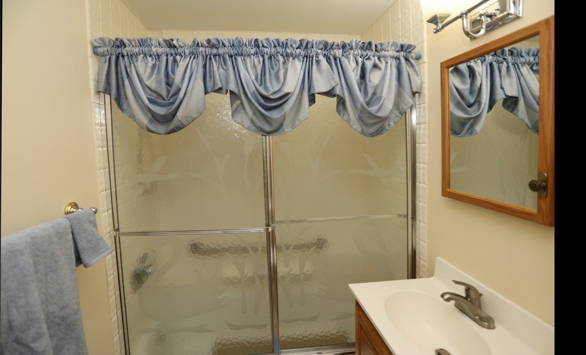 106 N Brook Rd, Springfield, MA, 106 N Brook Rd, Springfield, MA Photo #9
