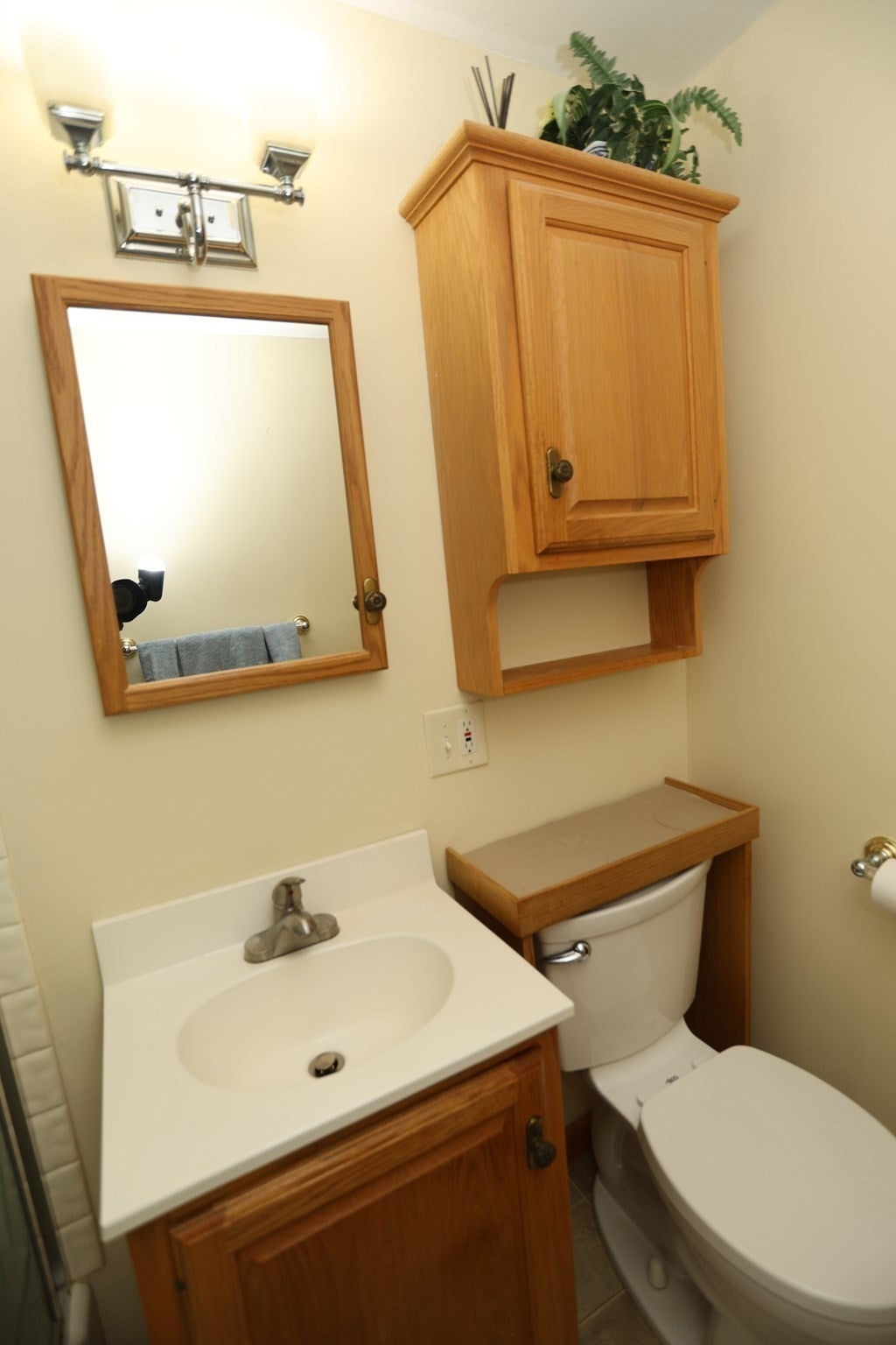 106 N Brook Rd, Springfield, MA, 106 N Brook Rd, Springfield, MA Photo #11