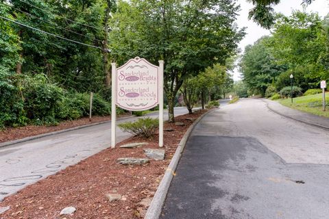 Photo of 340 Sunderland Rd #23, Worcester, MA 01604 (MLS # 73472475)