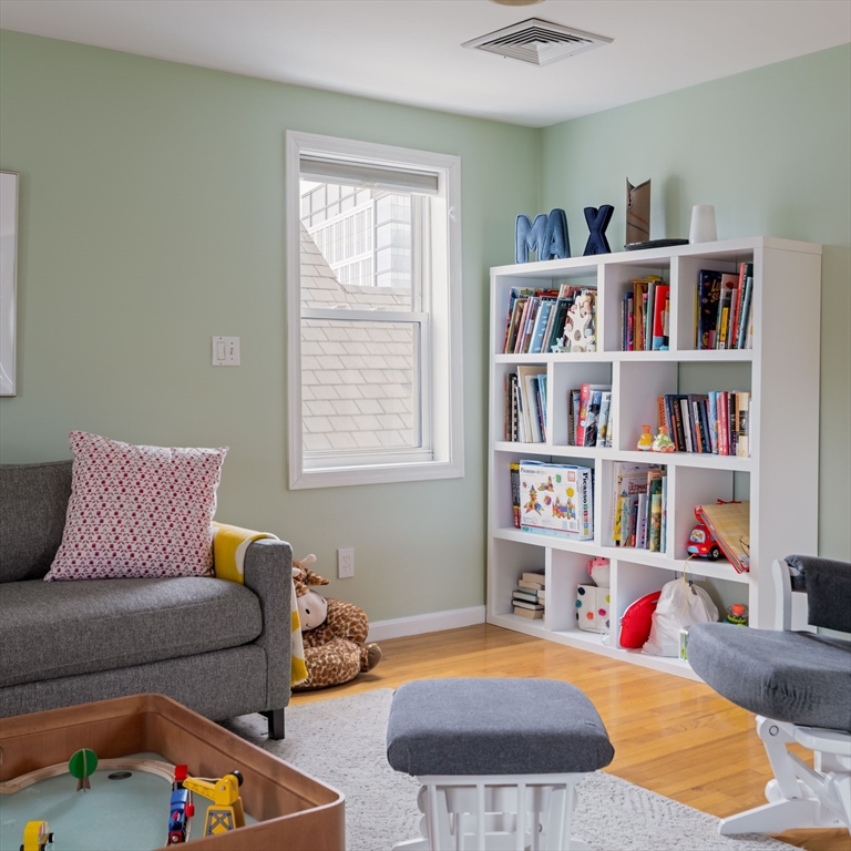 30 Concord Avenue #2, Somerville, MA Photo #18