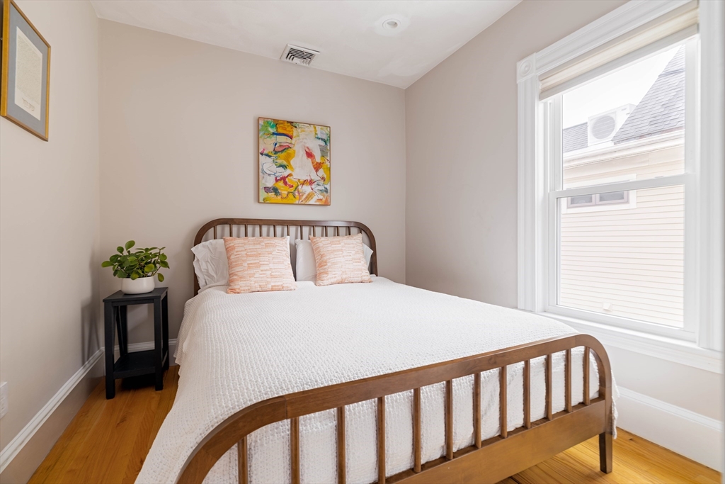 30 Concord Avenue #2, Somerville, MA Photo #22