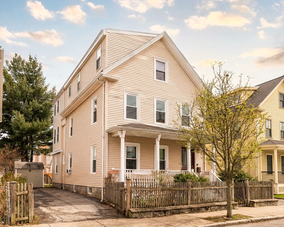 Photo of 30 Concord Avenue, Somerville, MA
