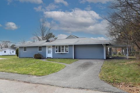 88 Roseen Road Holbrook MA 02343