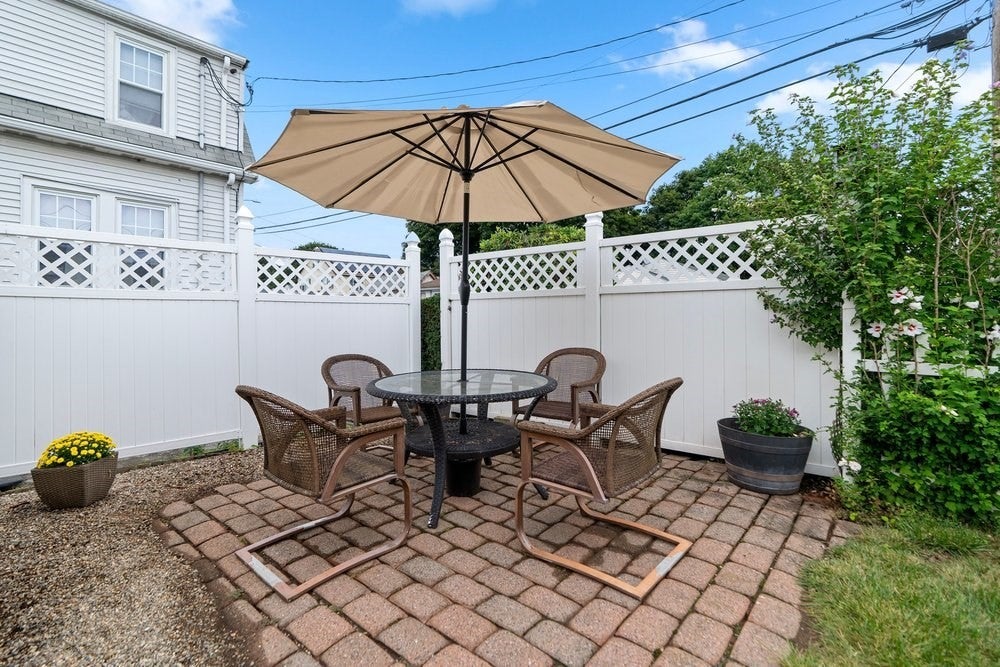 171 Lake St, Waltham, MA Photo #28