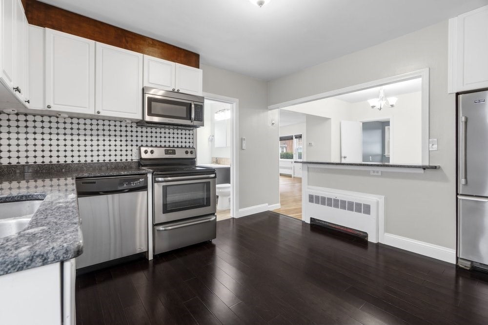 171 Lake St, Waltham, MA Photo #5