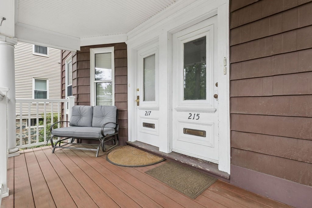 215 Crafts Rd #2, Brookline, MA Photo #15