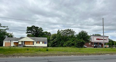 Photo of 523 James St, Chicopee, MA 01020 (MLS # 73486222)