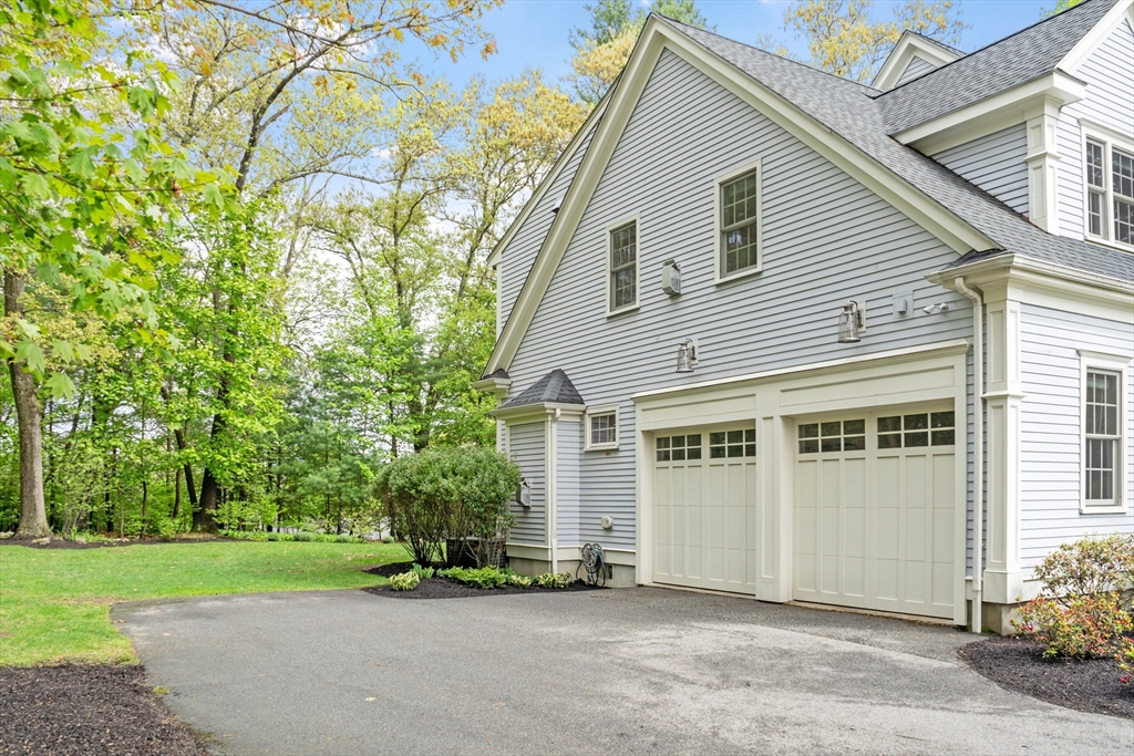 14 Flintlock Rd