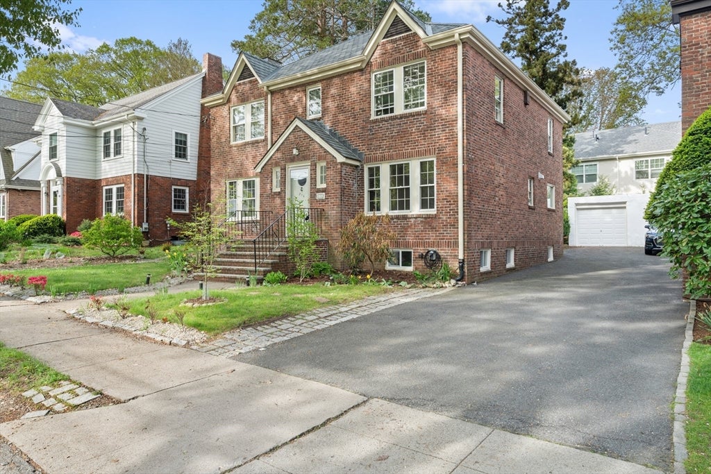 316 Russett Road