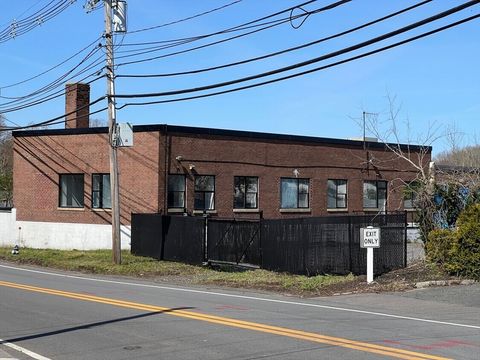 Photo of 138 Leland St, Framingham, MA 01702 (MLS # 73523301)