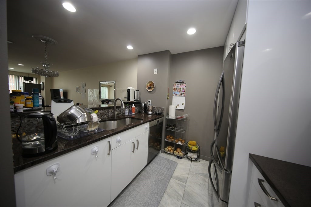 173 Oak St #104, Newton, MA Photo #6