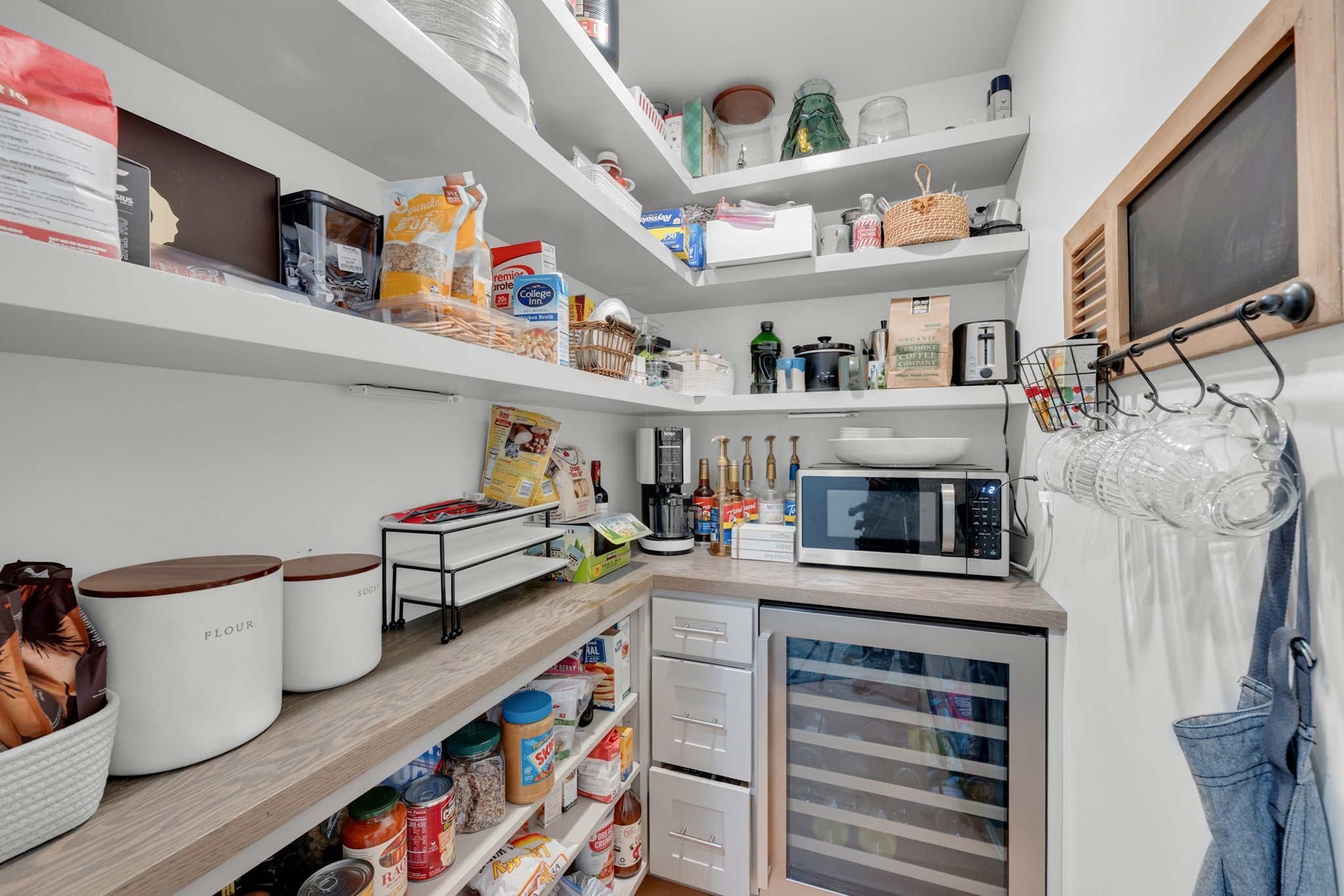 121 Franklin St, Belchertown, MA, 121 Franklin St, Belchertown, MA Photo #10