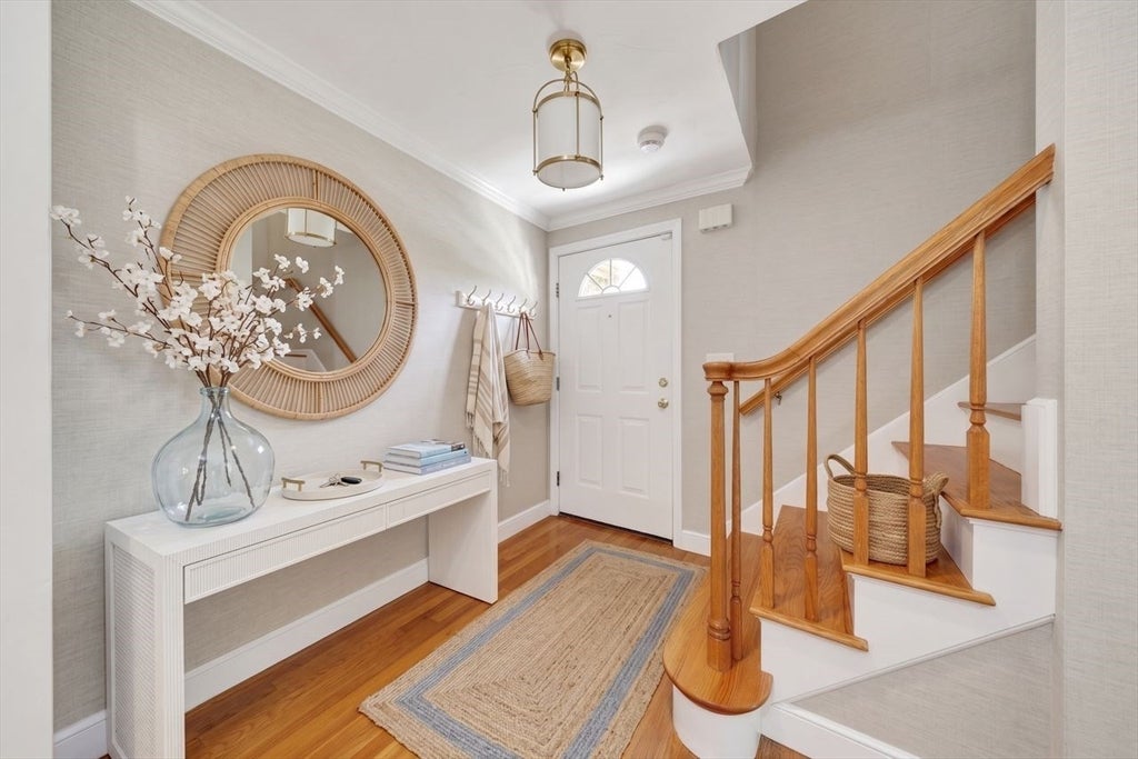 168 North St #4, Weymouth, MA, 168 North St #4, Weymouth, MA Photo #3