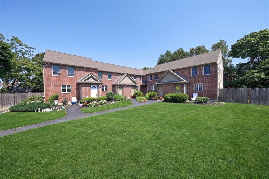 Photo of 168 North St, Weymouth, MA