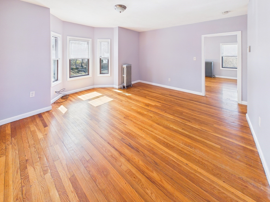 1015 Hyde Park Ave 2