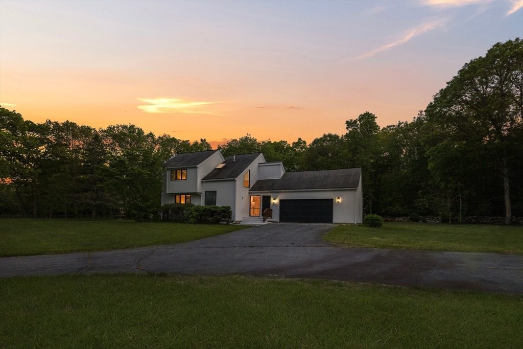 1277 Drift Road