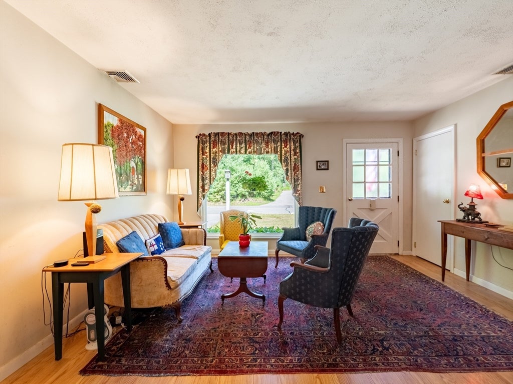 430 Lake Shore Dr, Duxbury, MA Photo #9