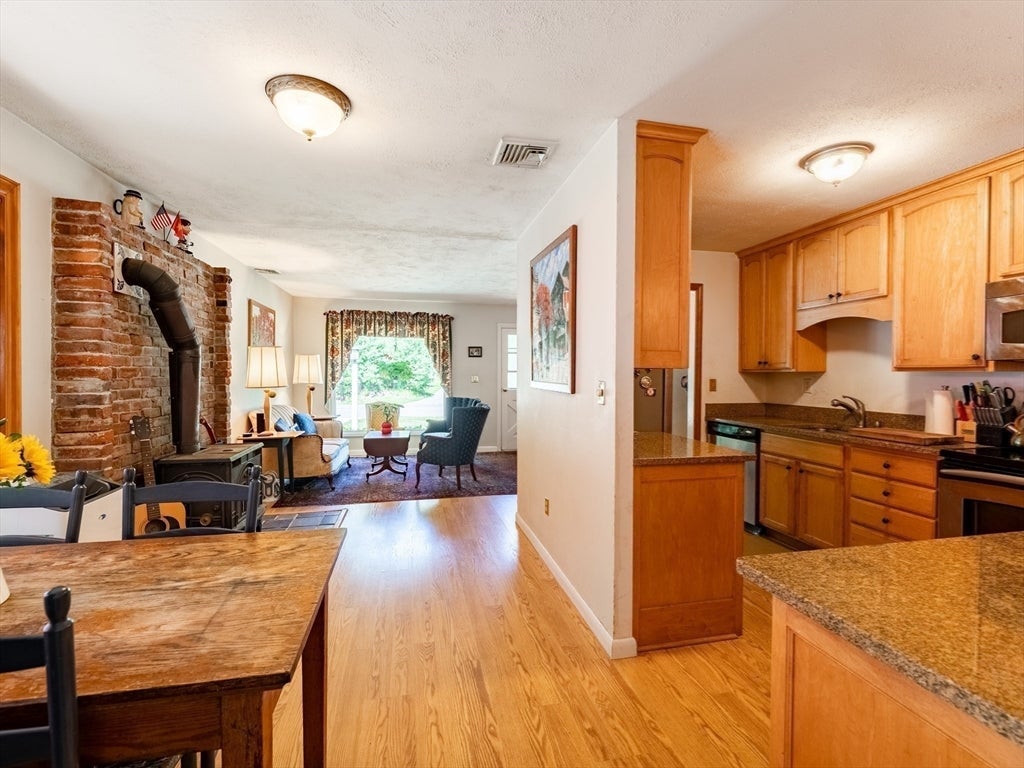 430 Lake Shore Dr, Duxbury, MA Photo #15
