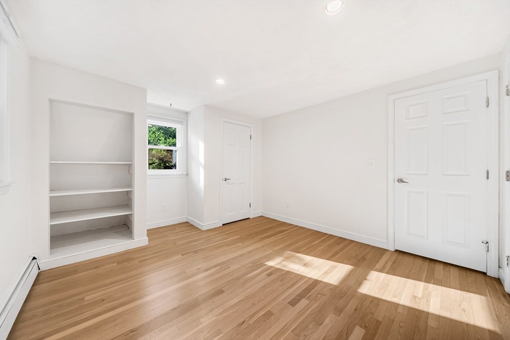 81 Seaver St, Wellesley, MA Photo #21