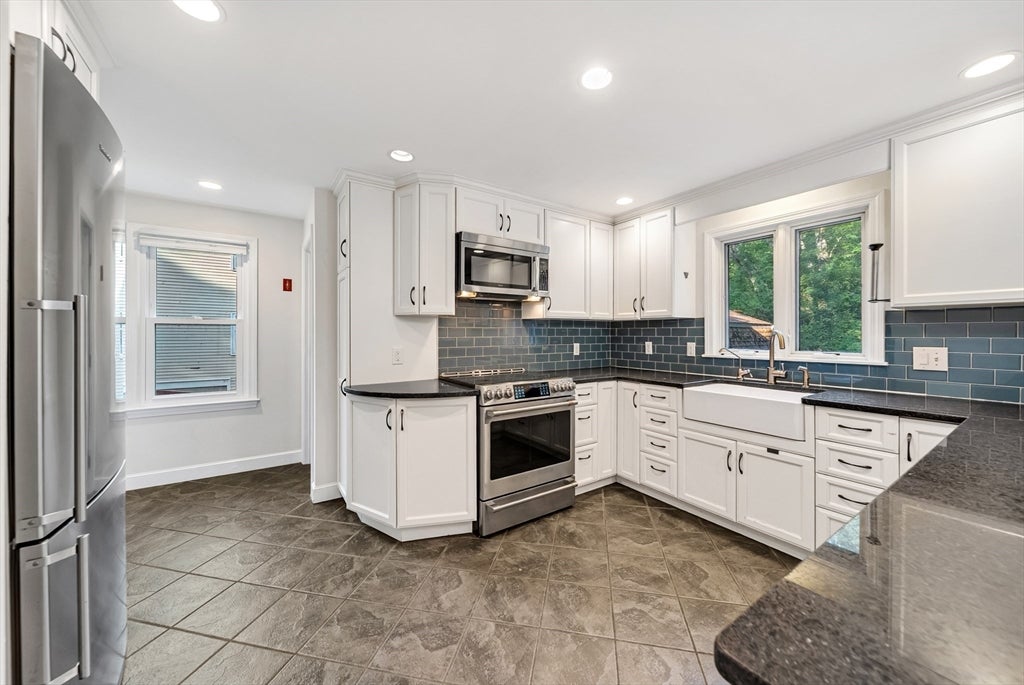 81 Seaver St, Wellesley, MA Photo #13