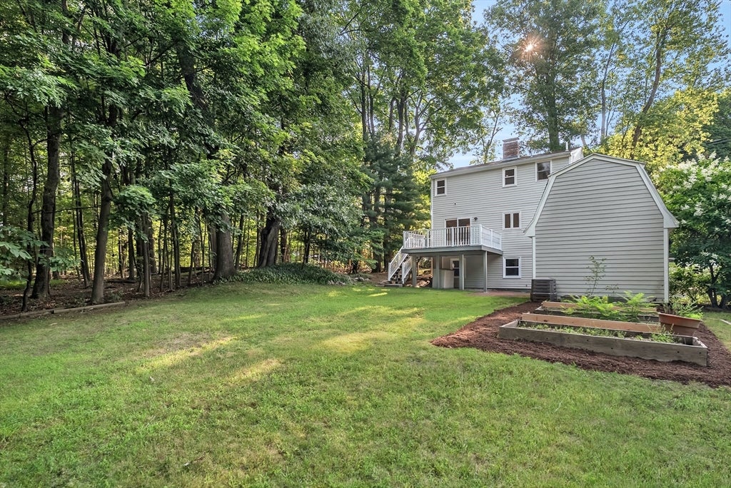 81 Seaver St, Wellesley, MA Photo #33