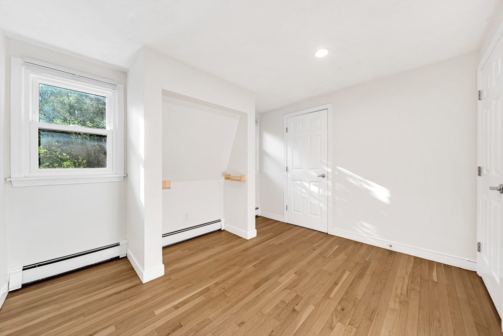 81 Seaver St, Wellesley, MA Photo #19