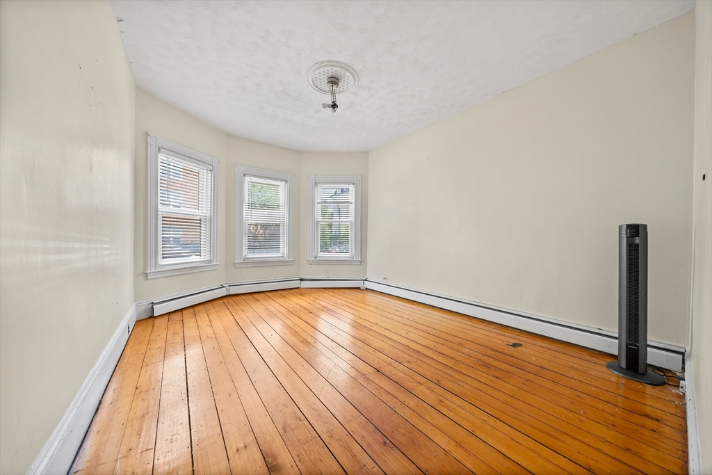 633 East Sixth Street