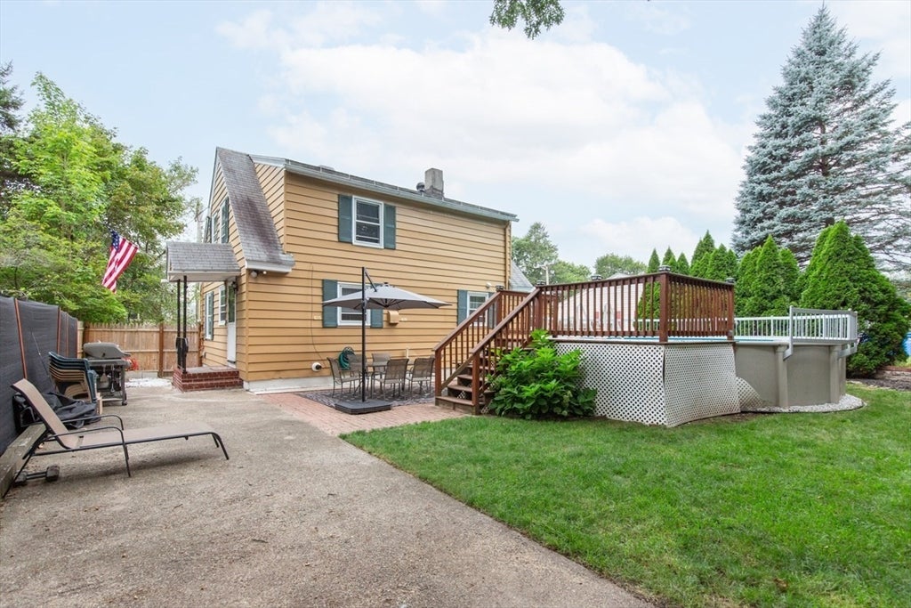 119 Lawrence St