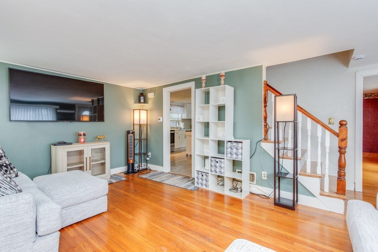 119 Lawrence St, Methuen, MA, 119 Lawrence St, Methuen, MA Photo #8