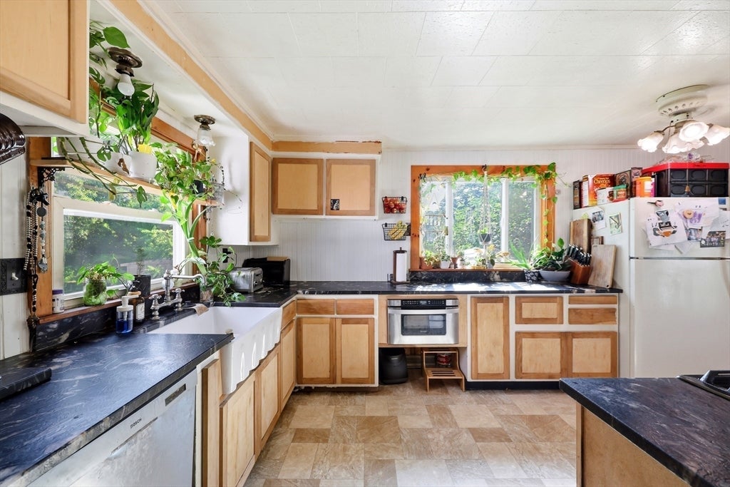 64 Mero St, Ludlow, MA, 64 Mero St, Ludlow, MA Photo #11