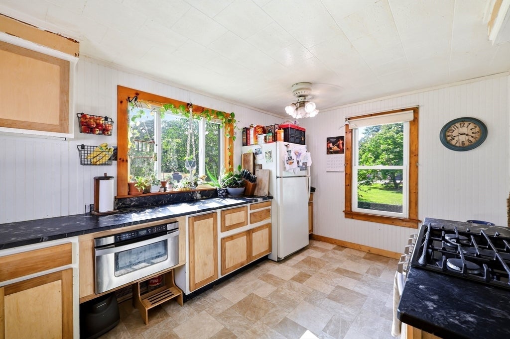 64 Mero St, Ludlow, MA, 64 Mero St, Ludlow, MA Photo #12