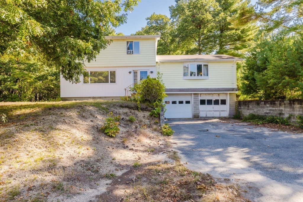 47 Weaver St