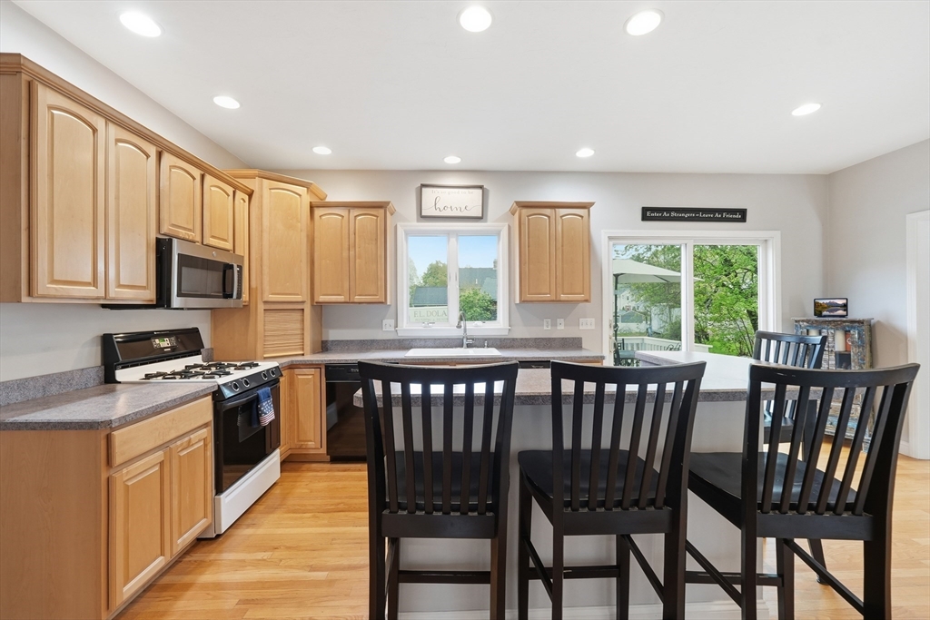 30 Wright Dr