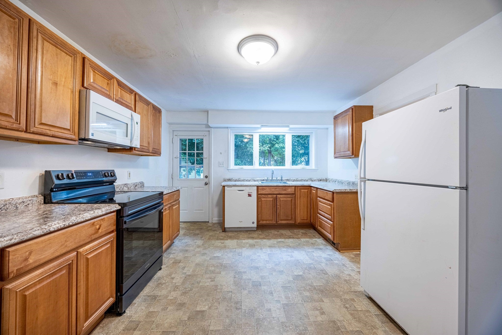 10 Oak Street #10, Northbridge, MA, 10 Oak Street #10, Northbridge, MA Photo #9