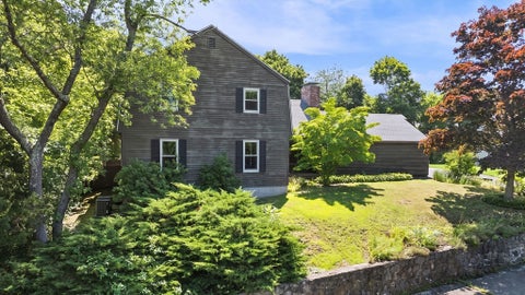 Photo of 17 Kernwood Heights, Beverly, MA 01915 (MLS # 73554868)