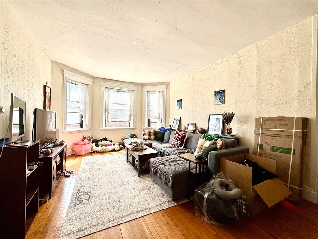 1957 Commonwealth Ave #5, Boston, MA, 1957 Commonwealth Ave #5, Boston, MA Photo #1