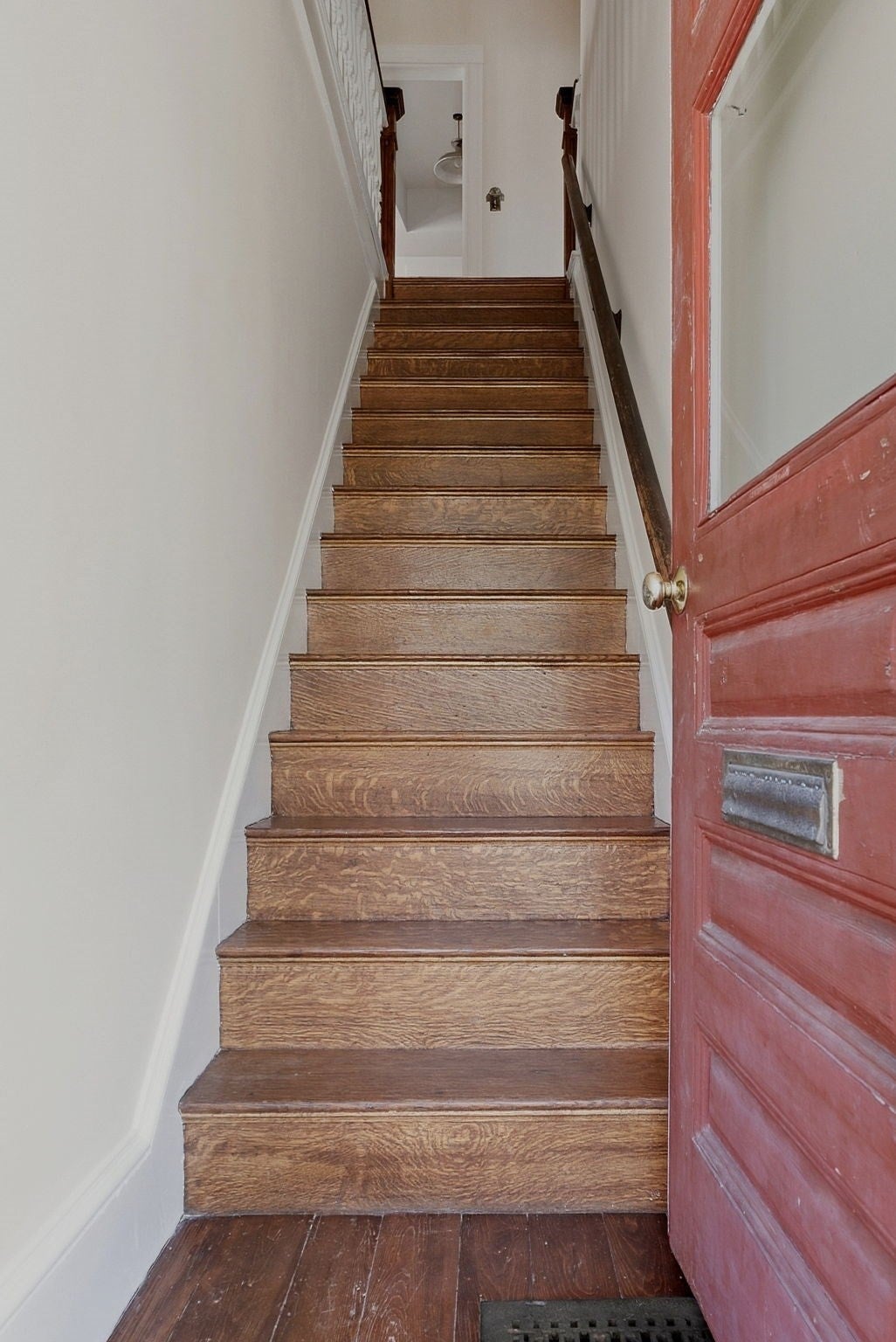 26-28 Gilman Terrace, Somerville, MA Photo #5