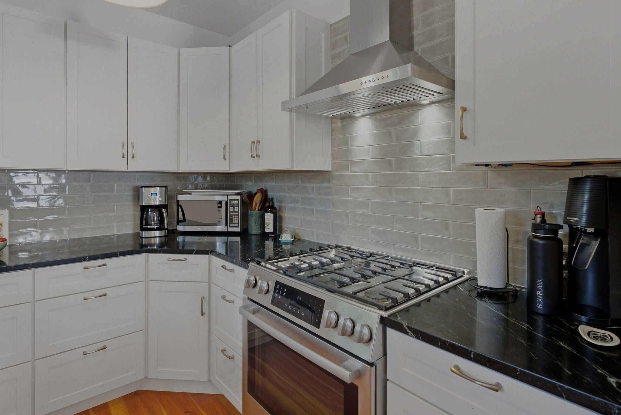 26-28 Gilman Terrace, Somerville, MA Photo #20