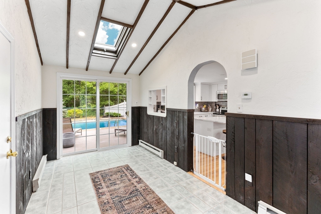 10 Forrest Rd