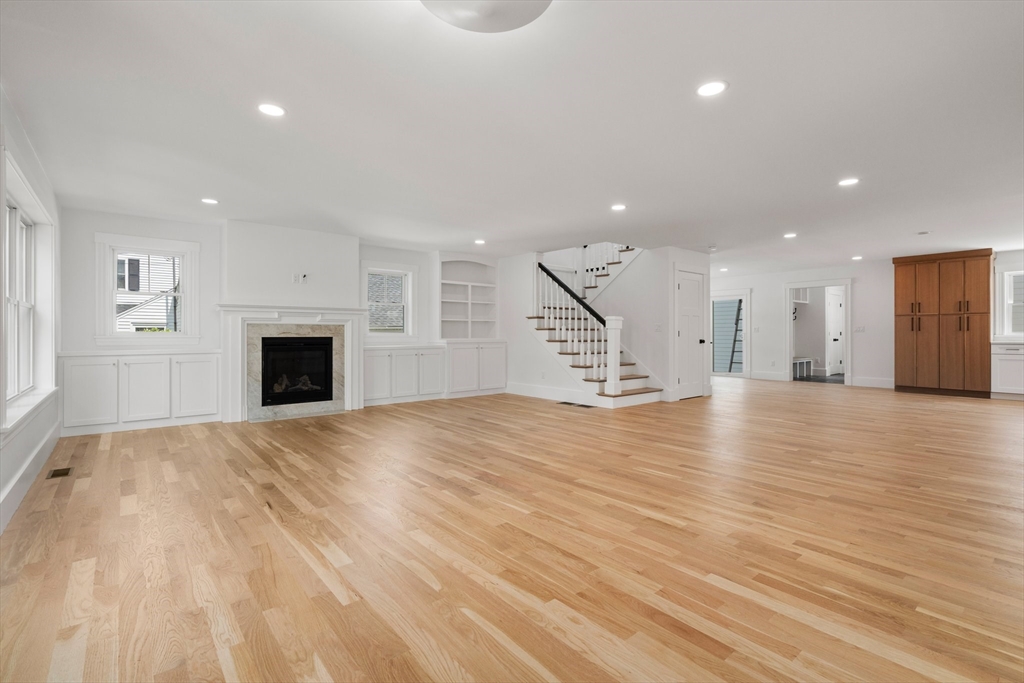 14 Norman Ave