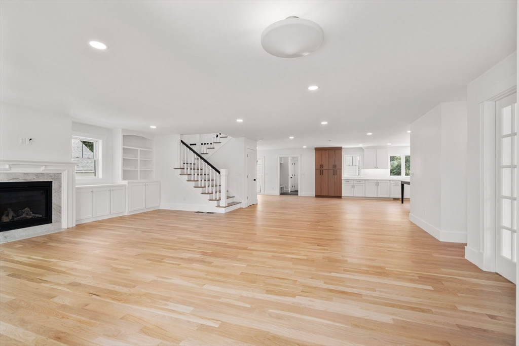 14 Norman Ave