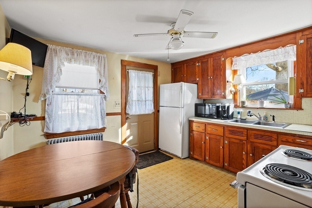 11 Raymond Rd