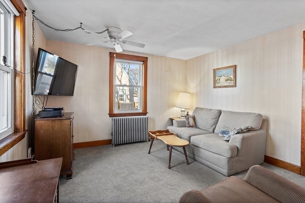 11 Raymond Rd