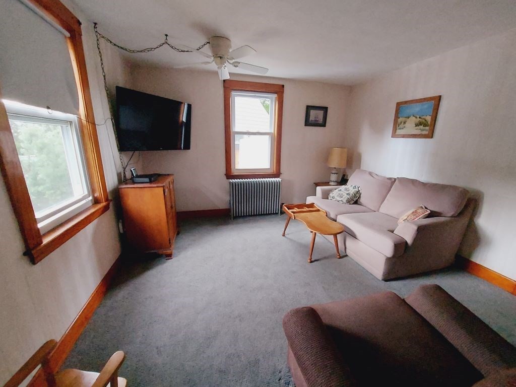 11 Raymond Rd