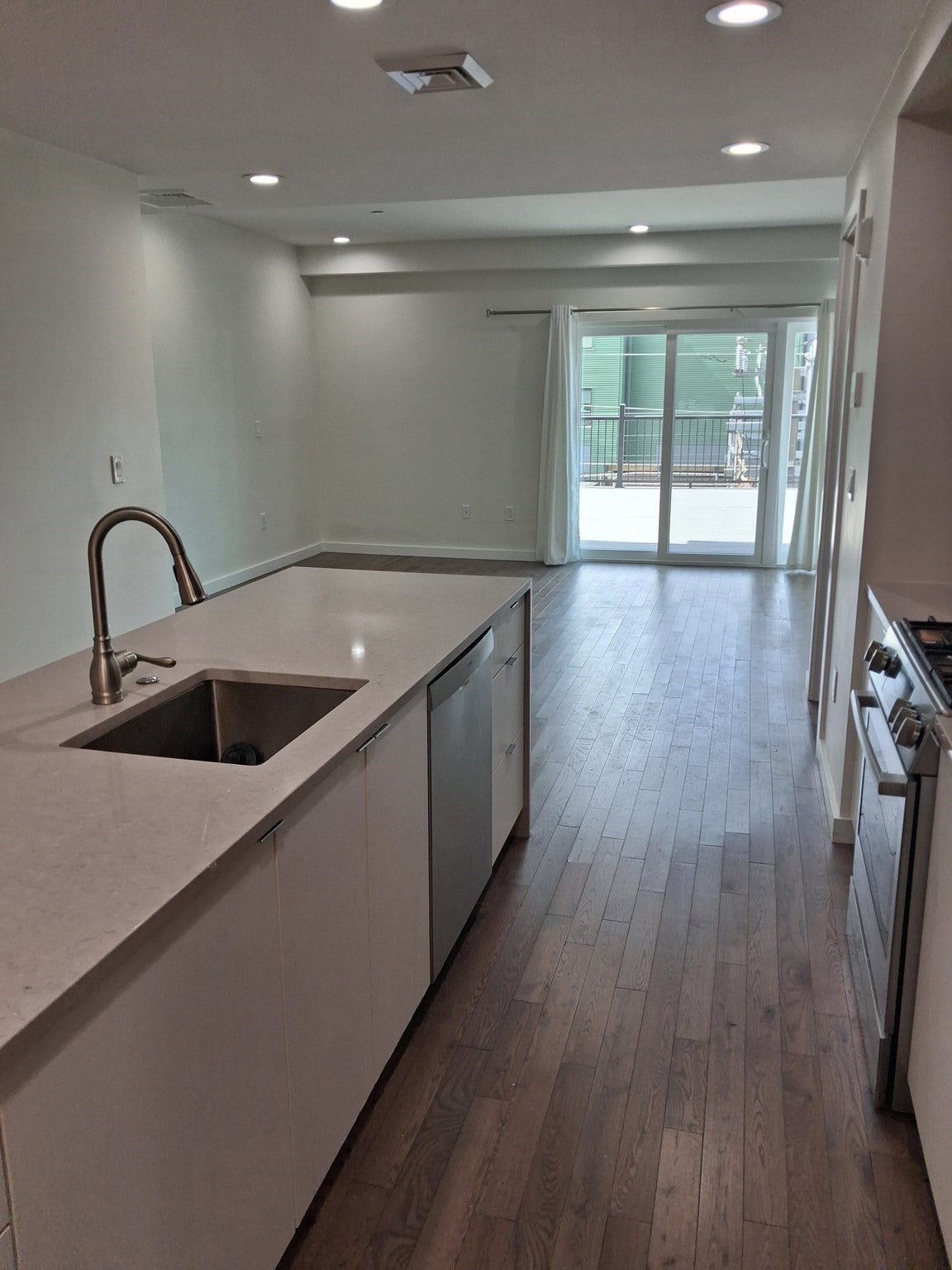 127 Hyde Park A