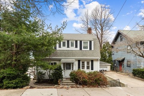 109 Waban Hill Rd N Newton MA 02467