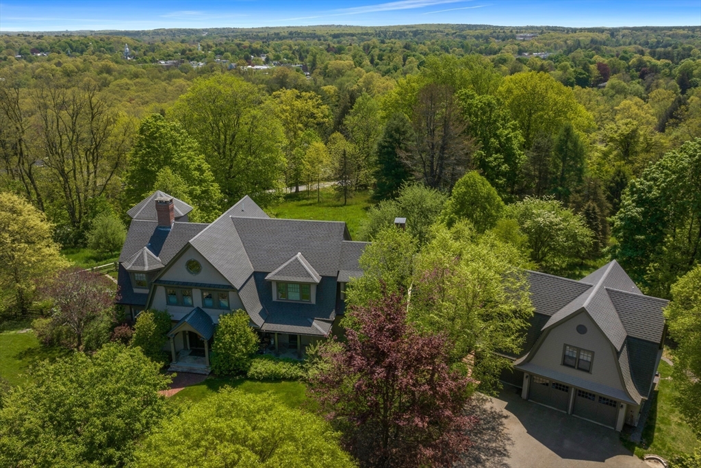 49 Willard Common