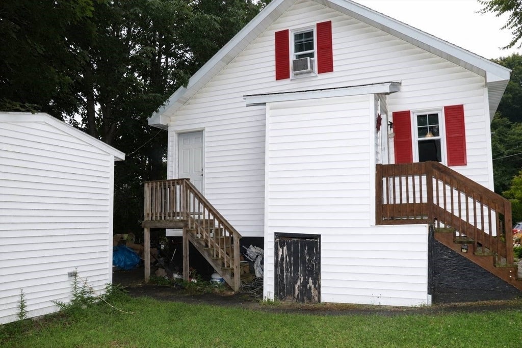 8 Wickman DR, Gardner, MA Photo #2