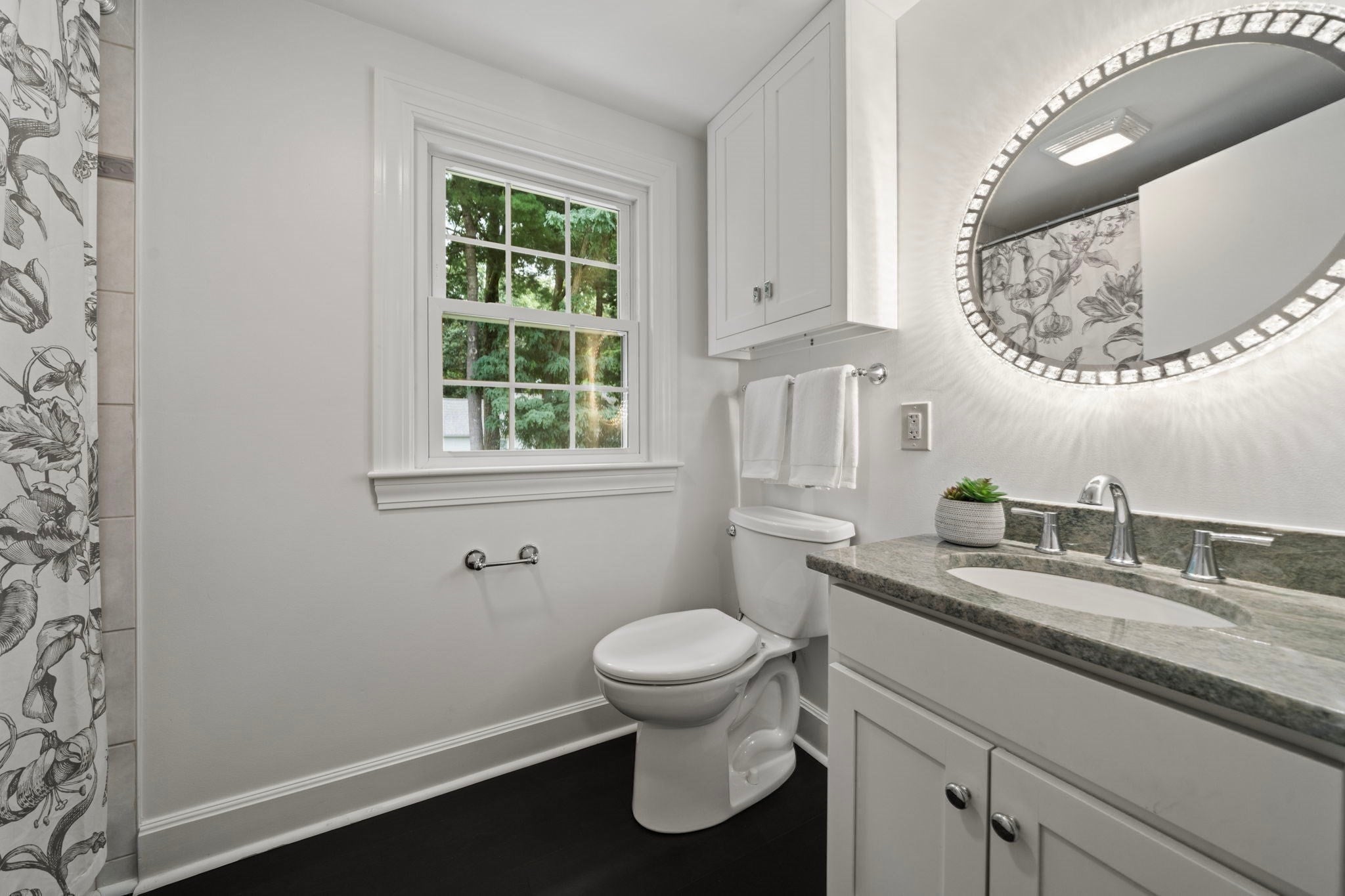 9 Hillside Dr, Nashua, NH Photo #24