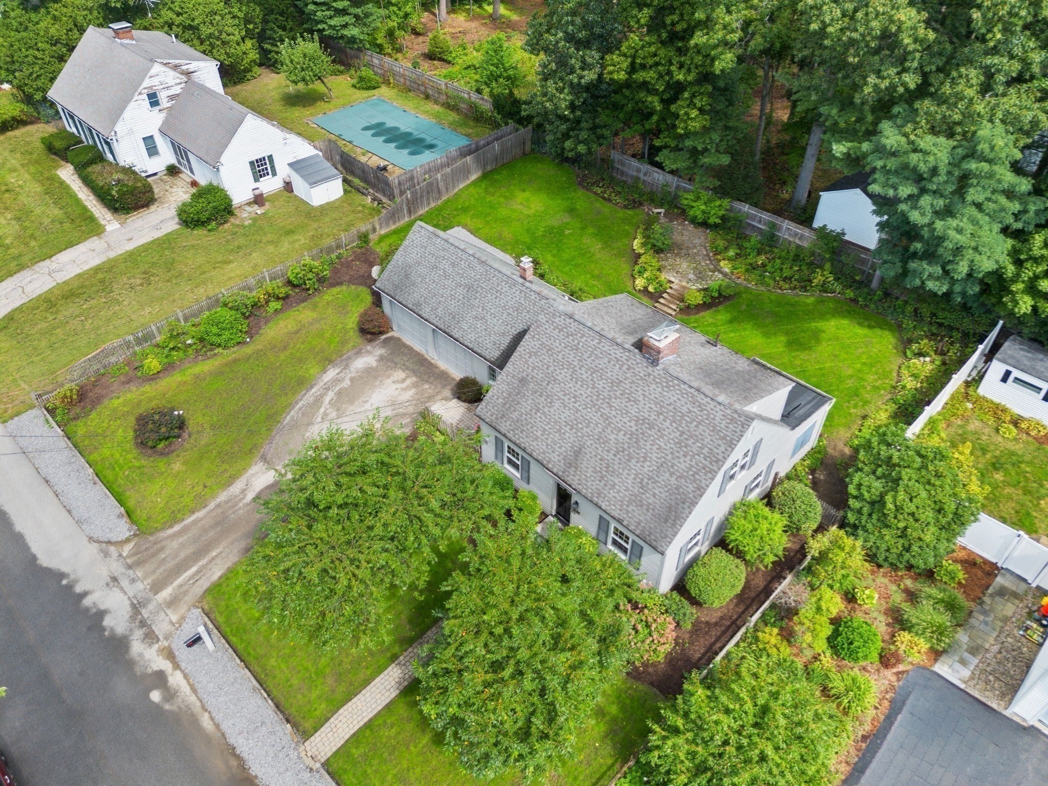 9 Hillside Dr, Nashua, NH Photo #35